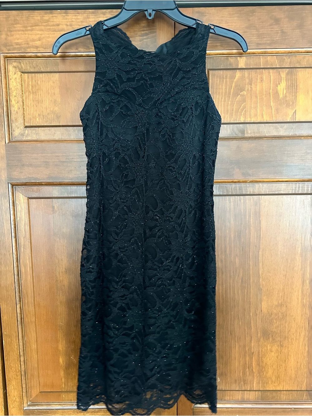 Black Lace Sleeveless Cocktail Dress